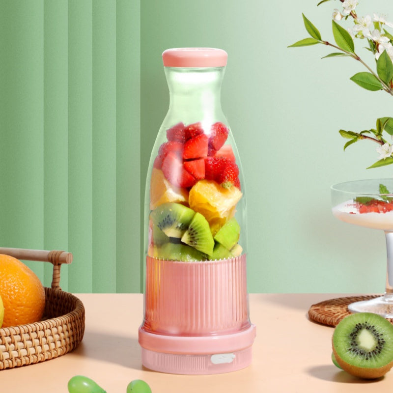 🥤 FreshBlend™ Portable Juicer — Make Smoothies Anytime, Anywhere